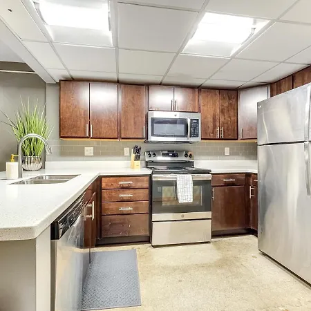 Huge 2Br Apt Next To Wells Fargo -Freeparking! Des Moines Exterior foto