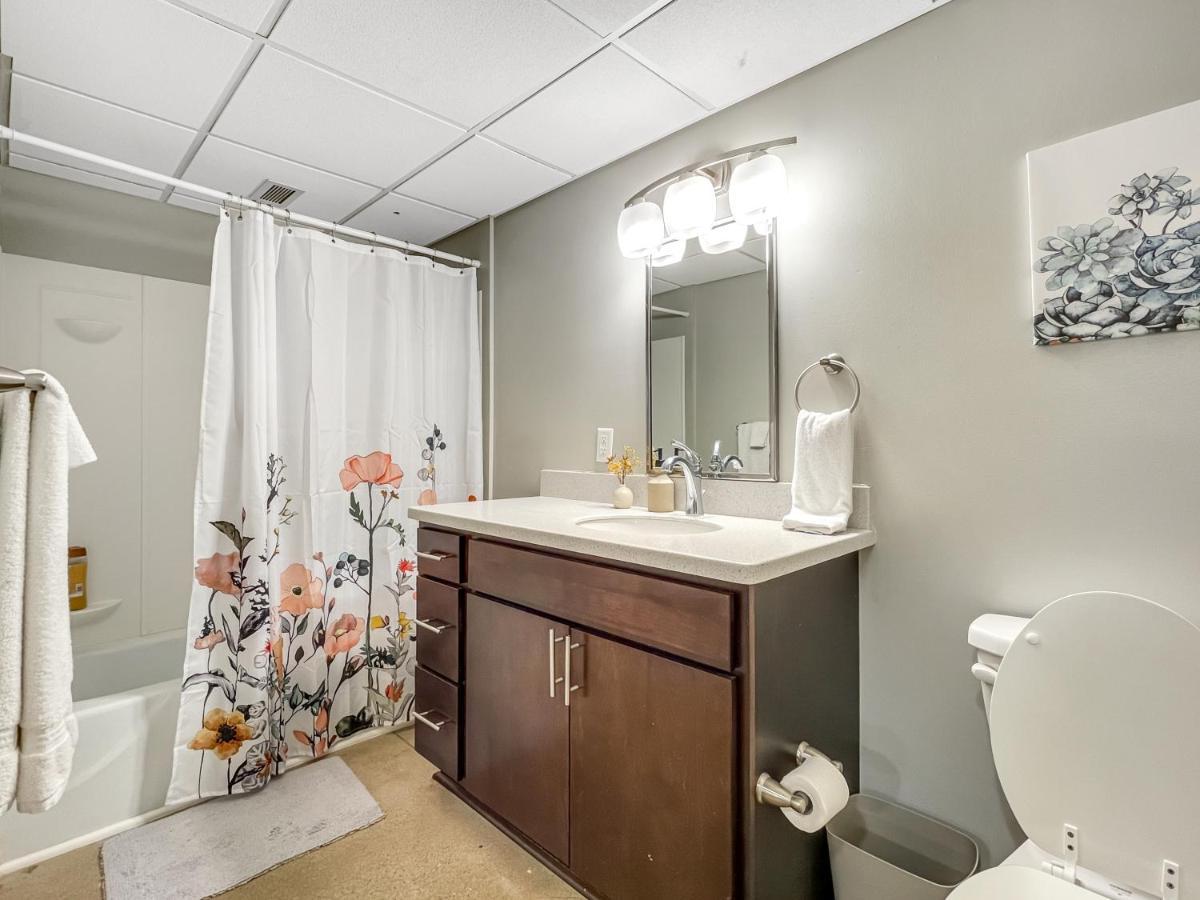 Appartement Huge 2br Next To Wells Fargo -freeparking!